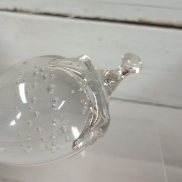 Vintage Strawberry Clear Glass Bullicante Controlled Bubble Paperweight - Picture 2 of 9